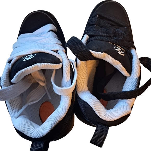 Heelys Youth Kids Skate Shoe - Picture 3 of 6